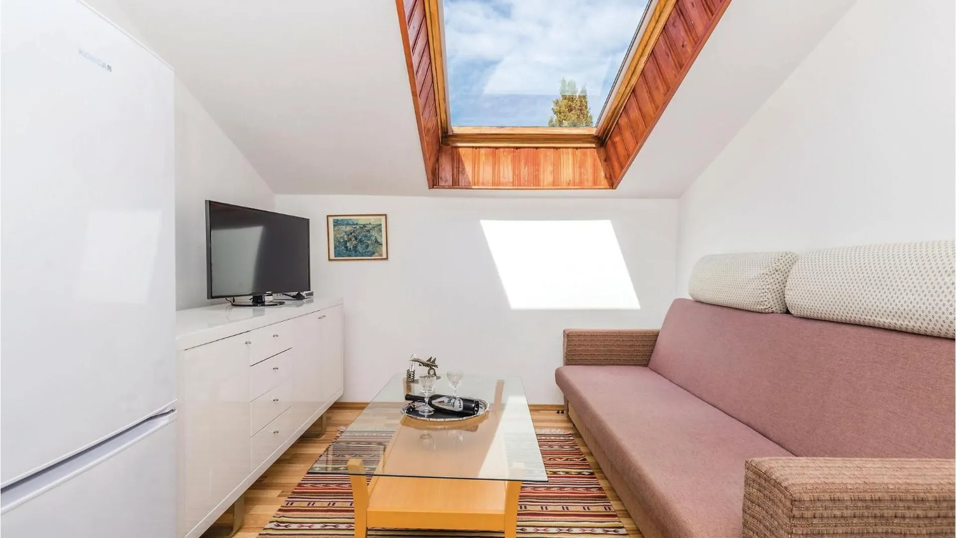 Lovely Apartment In Kampor With Kitchen